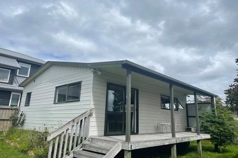Photo of property in 6 Preston Avenue, Belmont, Auckland, 0622