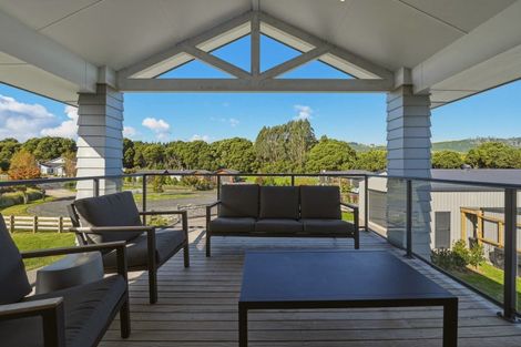 Photo of property in 9 Lancewood Way, Kinloch, Taupo, 3377