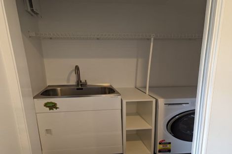 Photo of property in 73 Te Puketoka Lane, Mangere, 2022