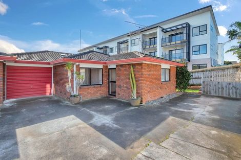 Photo of property in 3/6 Menary Street, Papakura, 2110