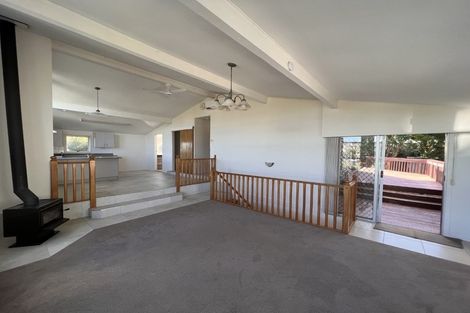 Photo of property in 86 Rosario Crescent, Red Beach, 0932