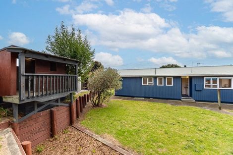 Photo of property in 13 Hicks Crescent, Waikanae Beach, Waikanae, 5036