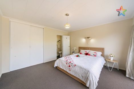 Photo of property in 288 Riverside Drive, Waterloo, Lower Hutt, 5011