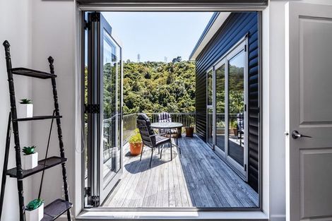Photo of property in 17u2 Blackbridge Road, Wadestown, Wellington, 6012