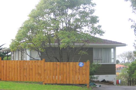 Photo of property in 92 Reynella Drive, Massey, Auckland, 0614