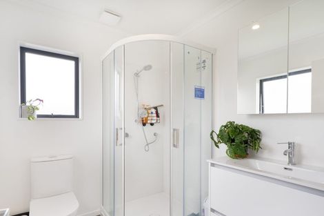 Photo of property in 77 Grenada Drive, Grenada Village, Wellington, 6037