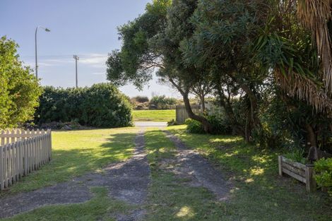 Photo of property in 808 Papamoa Beach Road, Papamoa Beach, Papamoa, 3118
