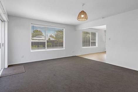 Photo of property in 10 Brogar Place, Casebrook, Christchurch, 8051