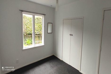 Photo of property in 1/39 Lancaster Road, Beach Haven, Auckland, 0626