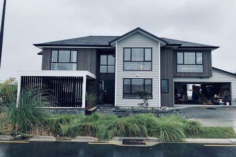 Photo of property in 2 Roa Avenue, Hobsonville, Auckland, 0618