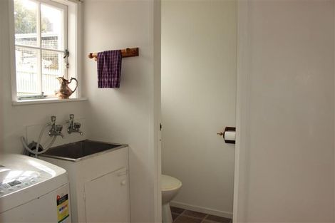 Photo of property in 2/7 Havana Place, Glenfield, Auckland, 0629