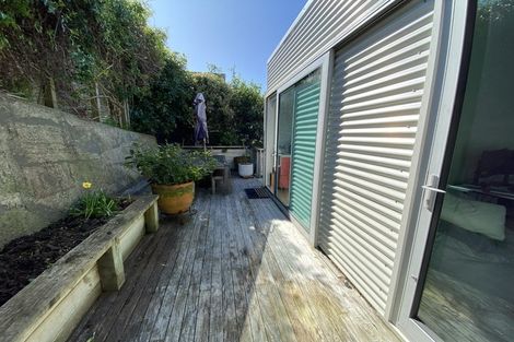 Photo of property in 23 Napier Street, Karaka Bays, Wellington, 6022