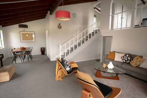 Photo of property in 2/15b Nandana Drive, Glen Eden, Auckland, 0602