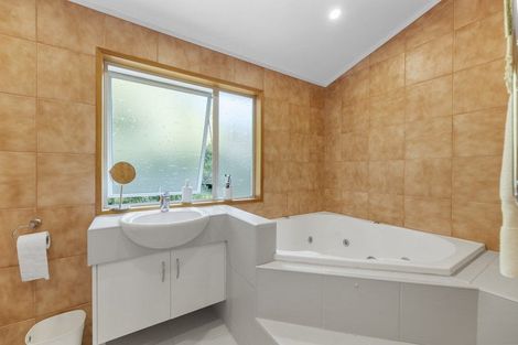 Photo of property in 18 Marion Street, Macandrew Bay, Dunedin, 9014