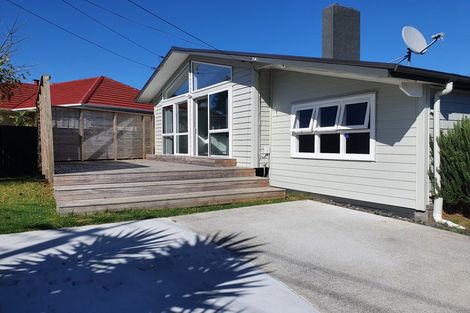 Photo of property in 32 Mervan Street, Mangere East, Auckland, 2024