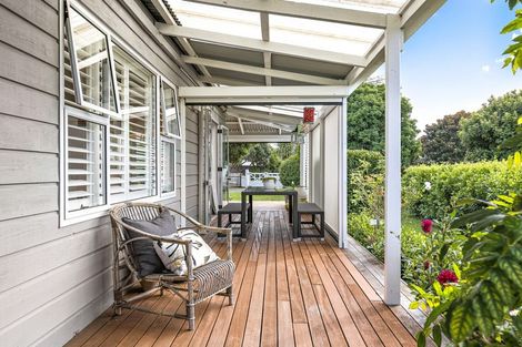Photo of property in 12 Waimanu Place, Point Wells, Warkworth, 0986