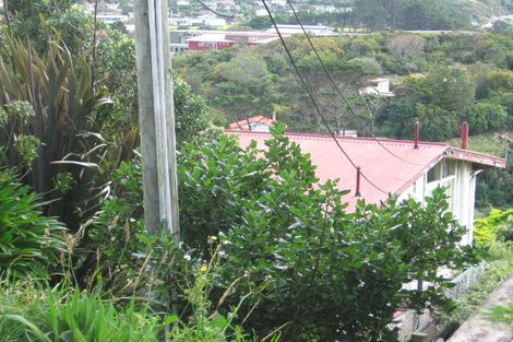 Photo of property in 74 Tarawera Road, Johnsonville, Wellington, 6037