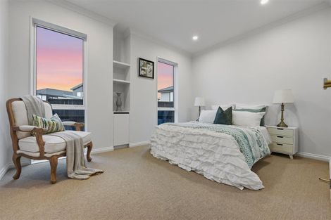Photo of property in 240 Park Estate Road, Rosehill, Papakura, 2113