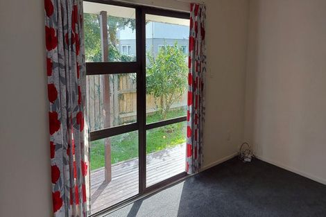 Photo of property in 2/25 Margaret Road, Papatoetoe, Auckland, 2025