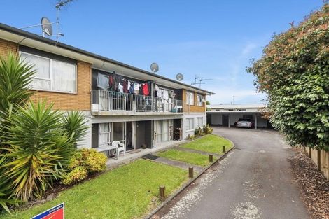 Photo of property in 46u2 May Street, Hamilton East, Hamilton, 3216