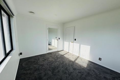 Photo of property in 69 Royal Oak Drive, Kelvin Grove, Palmerston North, 4414