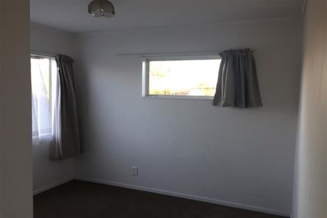Photo of property in 48 Strid Road, Te Atatu South, Auckland, 0610