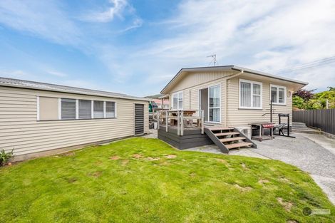 Photo of property in 8 Mimihau Grove, Wainuiomata, Lower Hutt, 5014