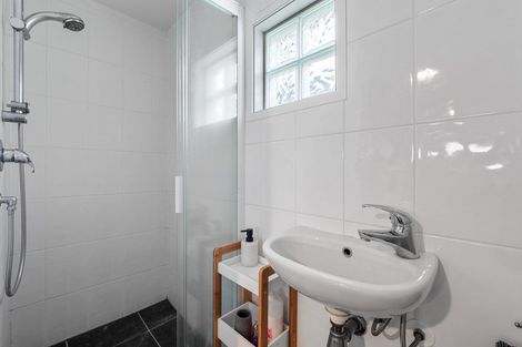 Photo of property in 5/47 Marine Parade, Mount Maunganui, 3116