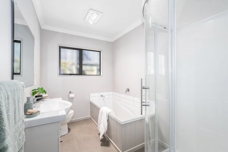 Photo of property in 12 Moonsail Drive, Whitby, Porirua, 5024