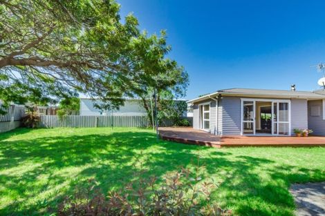Photo of property in 21 Te Kupe Road, Paraparaumu Beach, Paraparaumu, 5032
