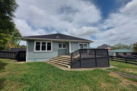 Photo of property in 5 Routley Drive, Glen Eden, Auckland, 0602