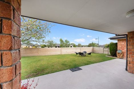 Photo of property in 79 Saint James Drive, Huntington, Hamilton, 3210