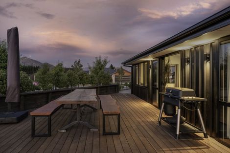 Photo of property in 5 Tahi Street, Albert Town, Wanaka, 9305
