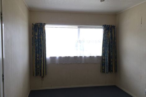 Photo of property in 126 Sunset Road, Unsworth Heights, Auckland, 0632