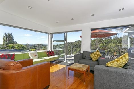 Photo of property in 58 Kopiko Road, Titirangi, Auckland, 0604