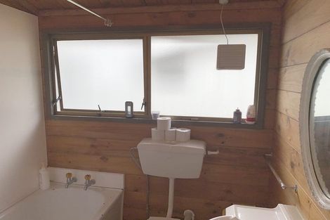 Photo of property in 95f2- Martin Street, Wallaceville, Upper Hutt, 5018