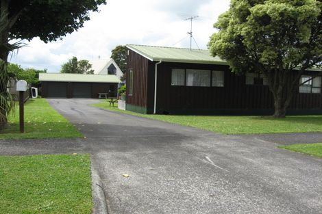 Photo of property in 37 Paterson Avenue West, Pukekohe, 2120