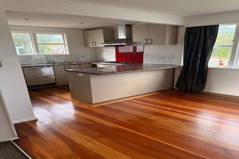 Photo of property in 87 Bell Street, Tawa, Wellington, 5028