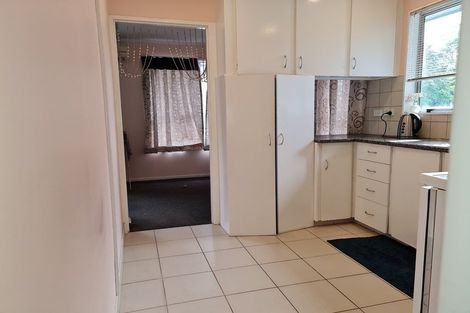 Photo of property in 201d Newlands Road, Newlands, Wellington, 6037