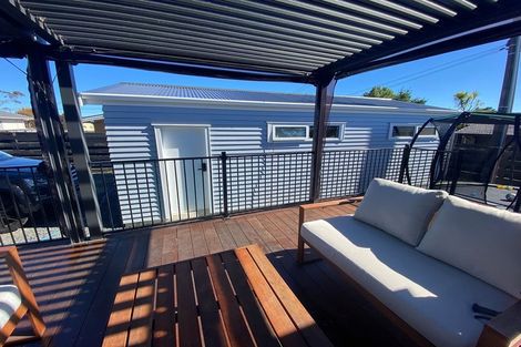 Photo of property in 285 Royal Road, Massey, Auckland, 0614