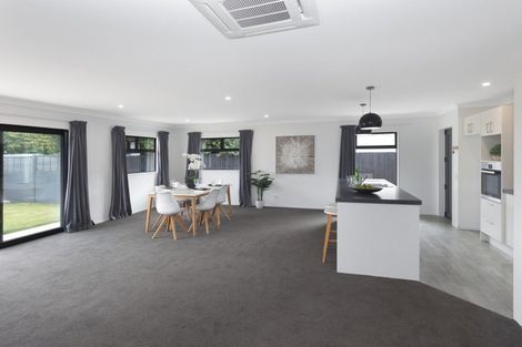 Photo of property in 204 Grahams Road, Burnside, Christchurch, 8053