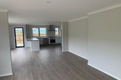 Photo of property in 118 Melksham Drive, Churton Park, Wellington, 6037