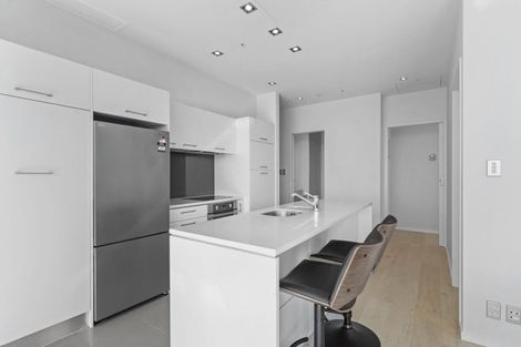 Photo of property in Sentinel Apartments, 601/3 Northcroft Street, Takapuna, Auckland, 0622