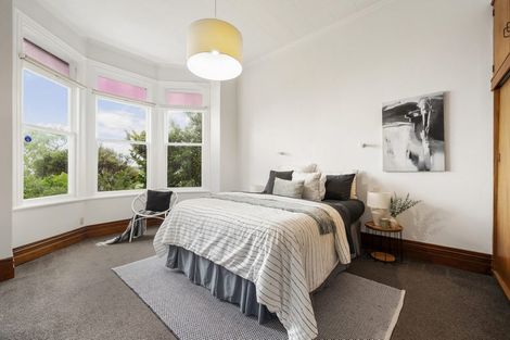 Photo of property in 55 Apuka Street, Brooklyn, Wellington, 6021