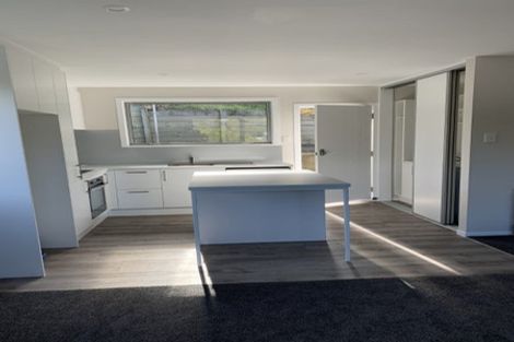 Photo of property in 137a Newlands Road, Newlands, Wellington, 6037