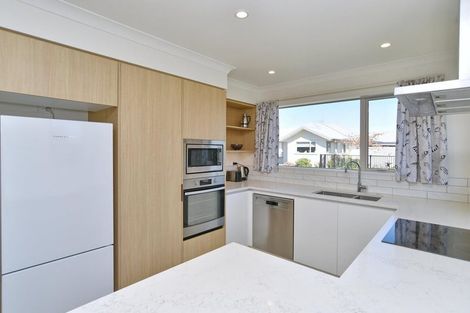 Photo of property in 27 Tutton (pvt) Mews, Rangiora, 7400