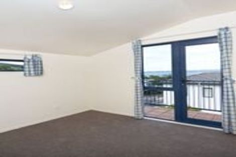 Photo of property in 25 Mariners View Road, Beach Haven, Auckland, 0626