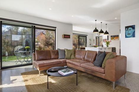 Photo of property in 1 Appin Court, Jacks Point, Queenstown, 9371