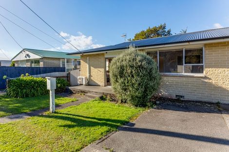 Photo of property in 95a Main Road, Wainuiomata, Lower Hutt, 5014