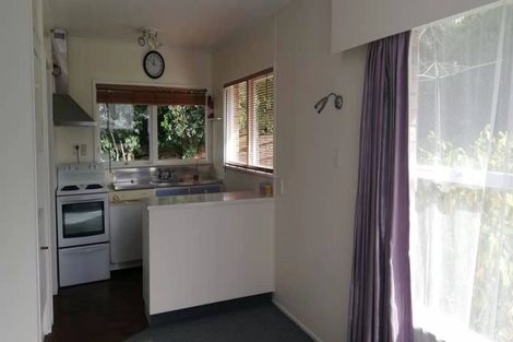 Photo of property in 2/11 Lingfield Street, Glenfield, Auckland, 0629
